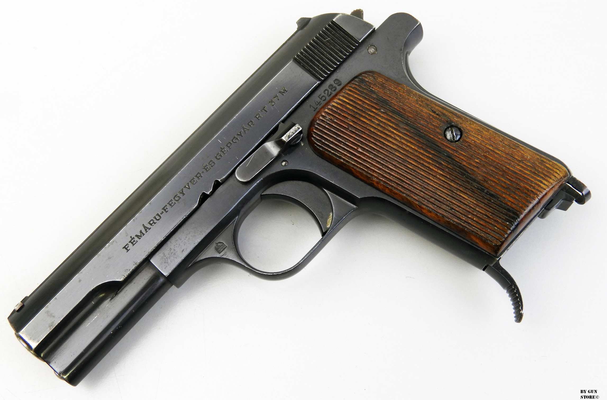Gun Store Bunker, &quot;EGO SUM BELLUM&quot;, Pistola FEG Fémáru Fegyver és